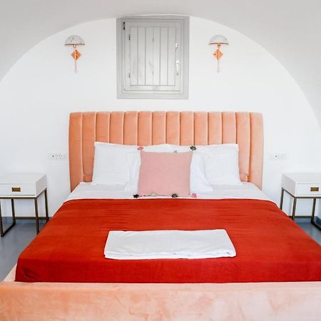 The Lighthouse Sunset View Suites Akrotiri  Exterior photo