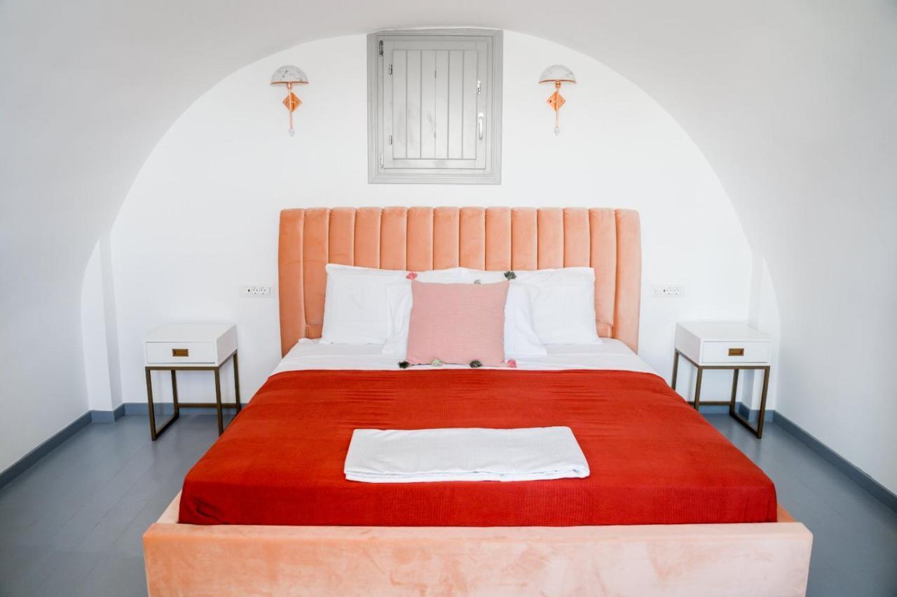 The Lighthouse Sunset View Suites Akrotiri  Exterior photo